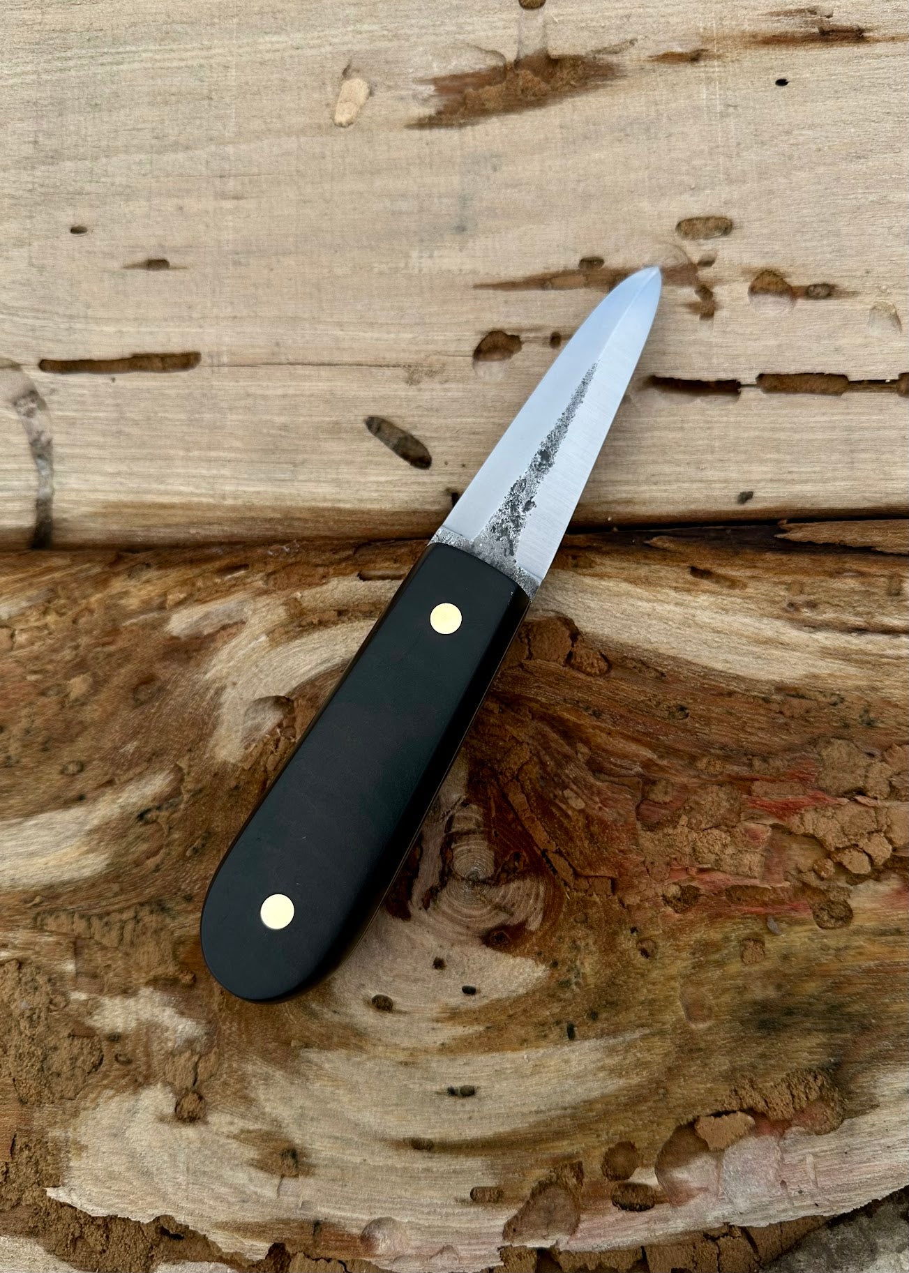 Oyster Shucker (Yellow)